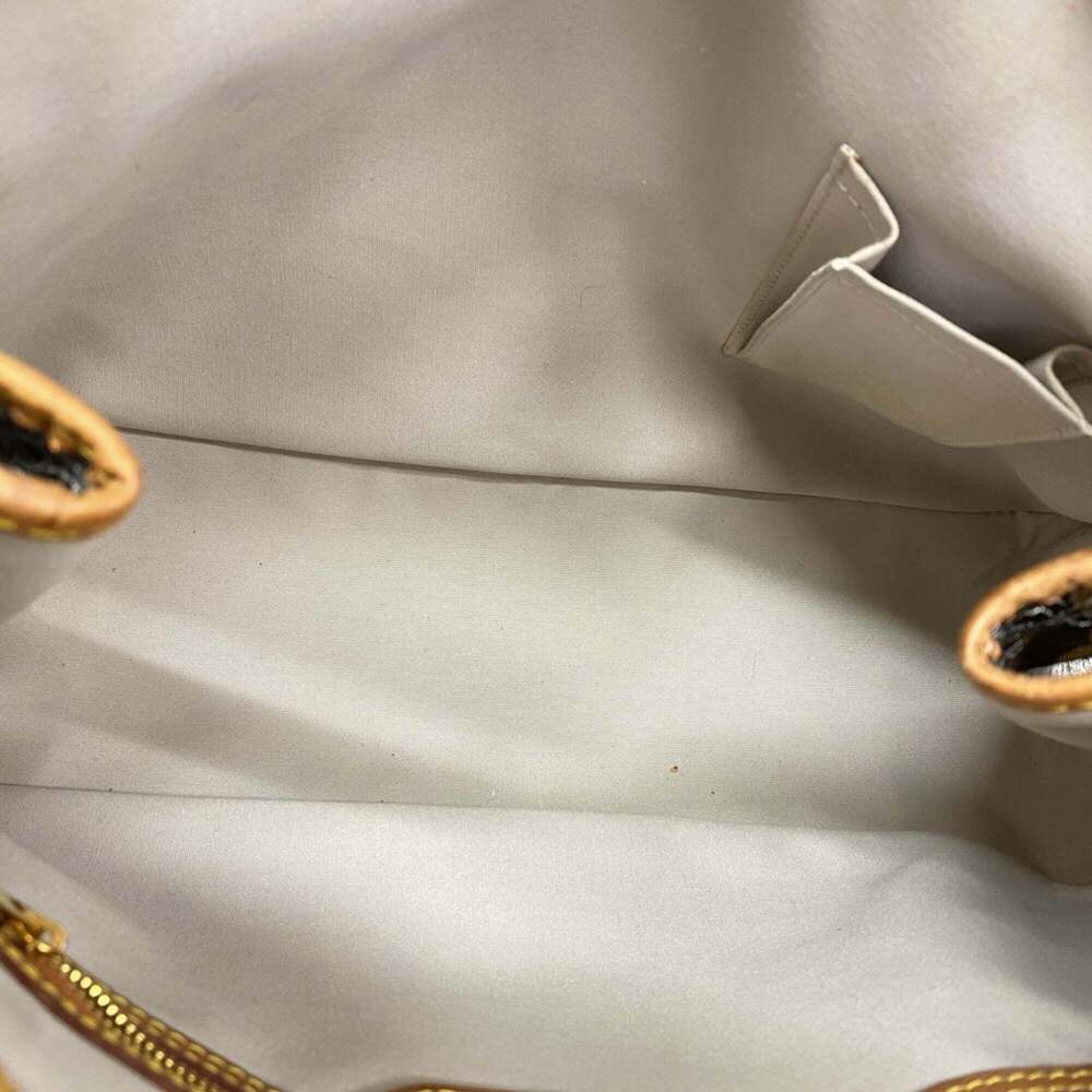 LOUIS VUITTON Brown Monogram Tote Bag - Picture 4 of 11